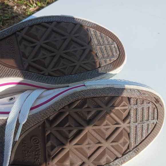Converse Size 6 White Pink Kid's Sneaker Shoes - Picture 10 of 10